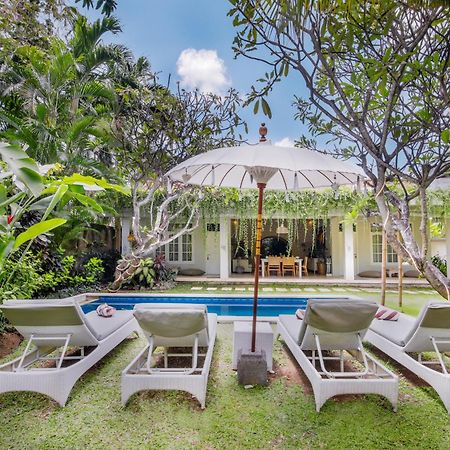 Villa Lodek Deluxe Seminyak Kültér fotó
